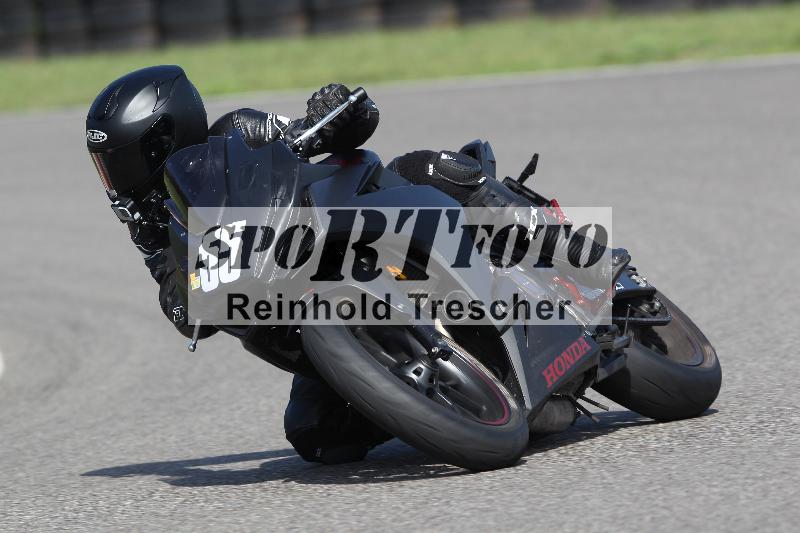 Archiv-2022/57 29.08.2022 Plüss Moto Sport ADR/Einsteiger/55